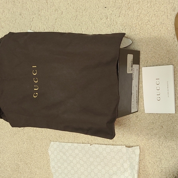 Gucci Guccisima Soft Light Camel Flats - Picture 9 of 11